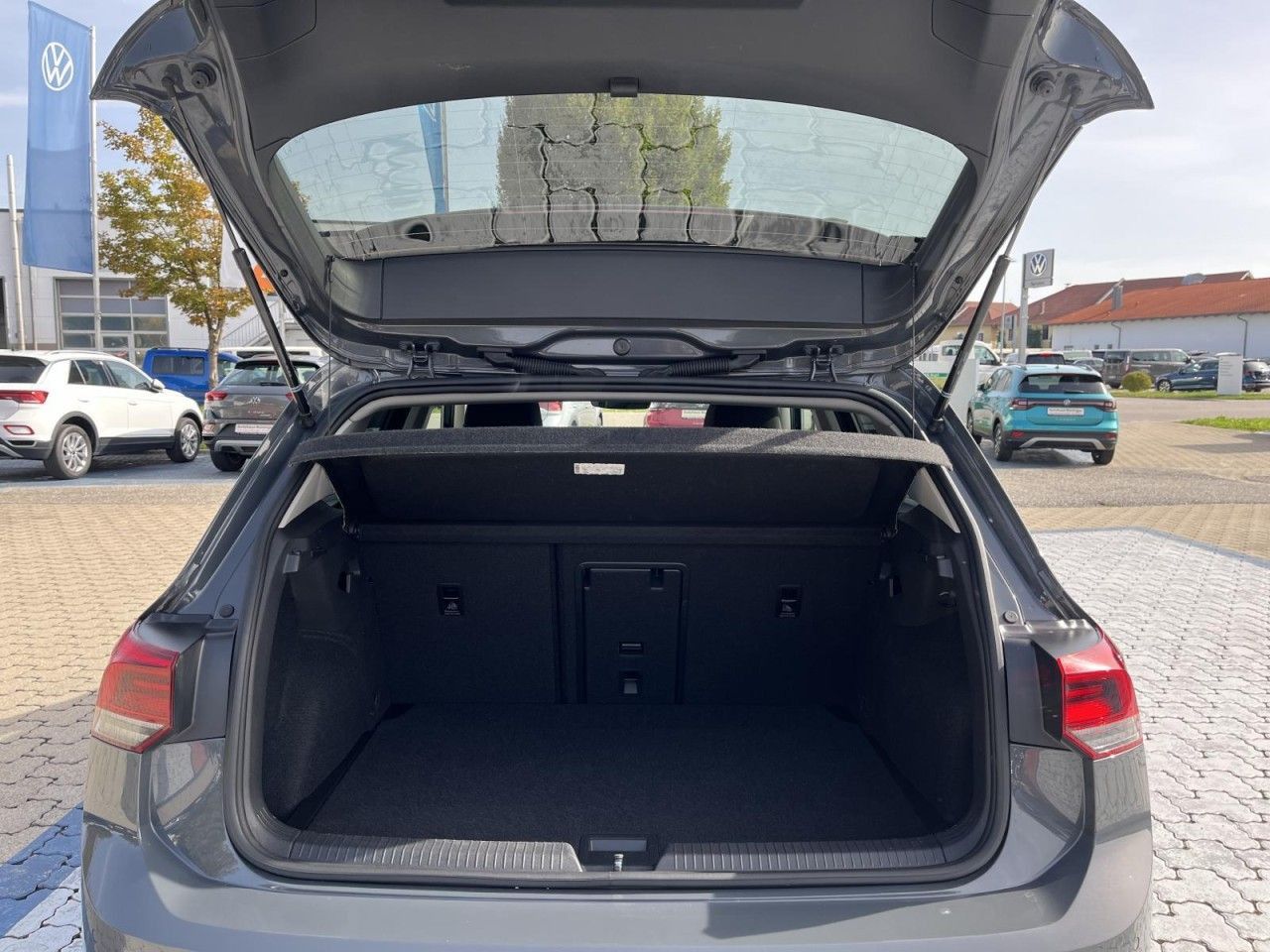 Volkswagen Golf - Bild 8