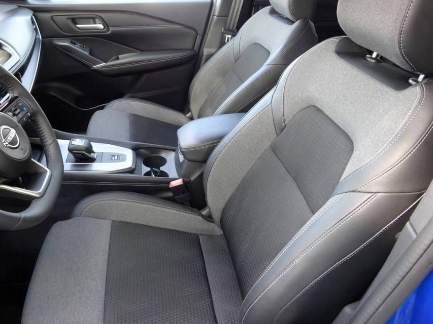 Fahrzeugabbildung Nissan Qashqai 1.3 DIG-T MHEV Automatik  N-Connecta