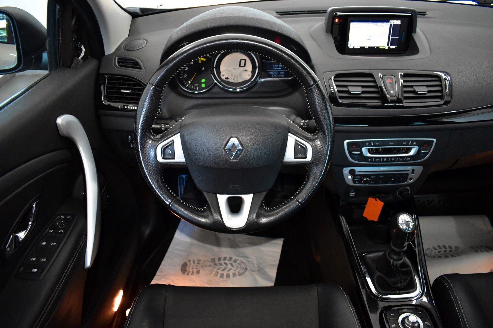 Fahrzeugabbildung Renault Megane III BOSE Edition,Teilleder,Kamera,Navi