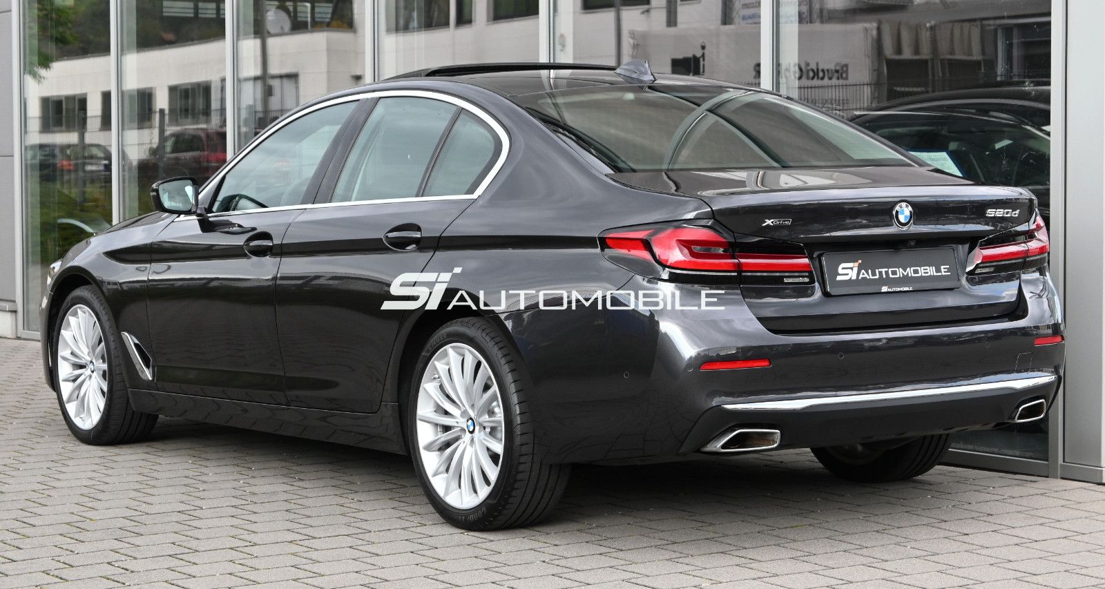 Fahrzeugabbildung BMW 520d xDr. Luxury °UVP 84.070€°360°-KAM°GLASDACH°