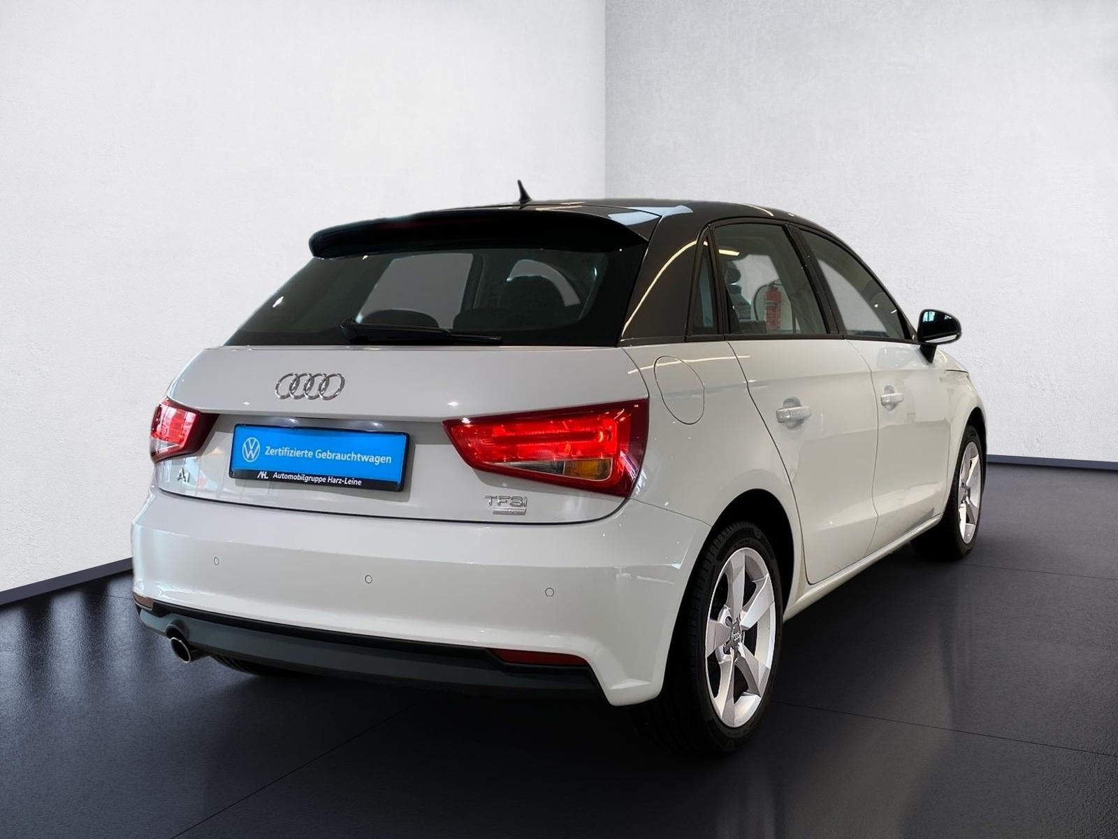 Audi A1 Sportback 1.0 TFSI ultra sport S tronic PDC S