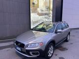 Volvo XC 70 XC70 D5 AWD Summum - graue Volvo C70