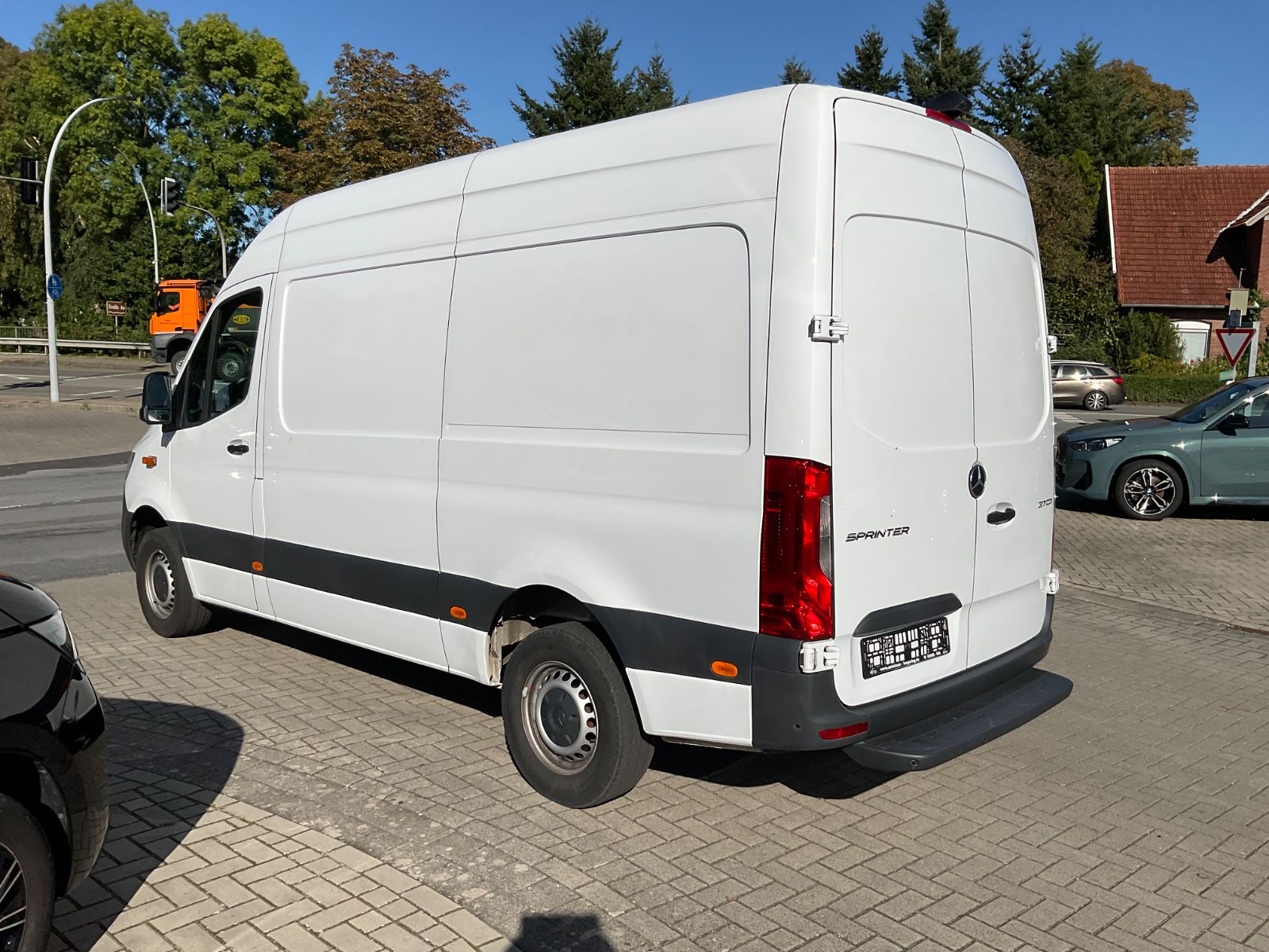 Fahrzeugabbildung Mercedes-Benz Sprinter 317 CDI,3.5t,L2 H2,Kamera,Navi,Telefon,