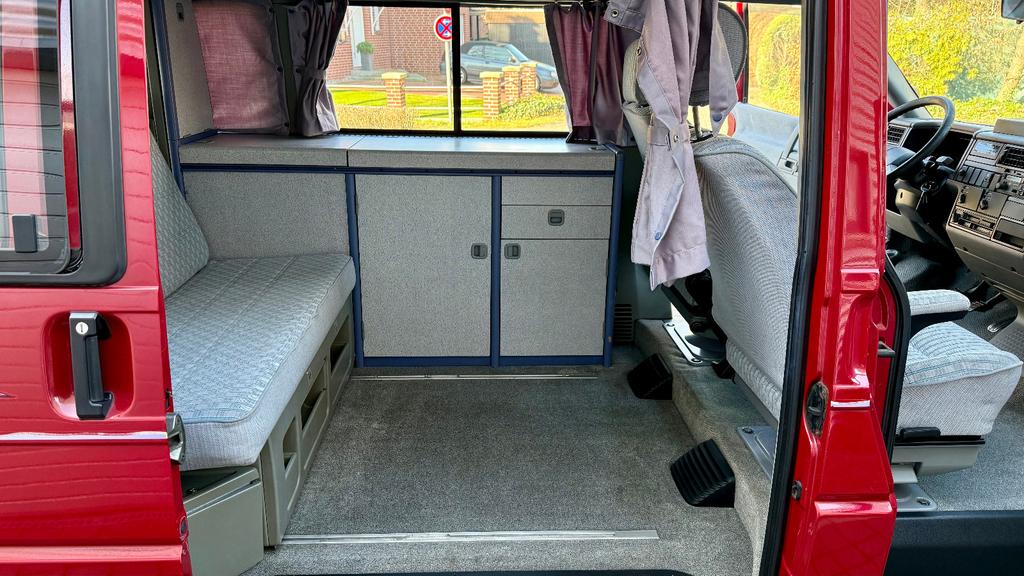 Volkswagen T4 California