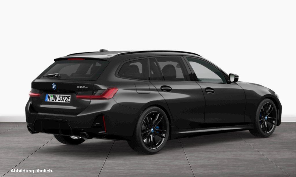 BMW 330e Touring M Sport Harman/K LiveCockpitProf imagem 2