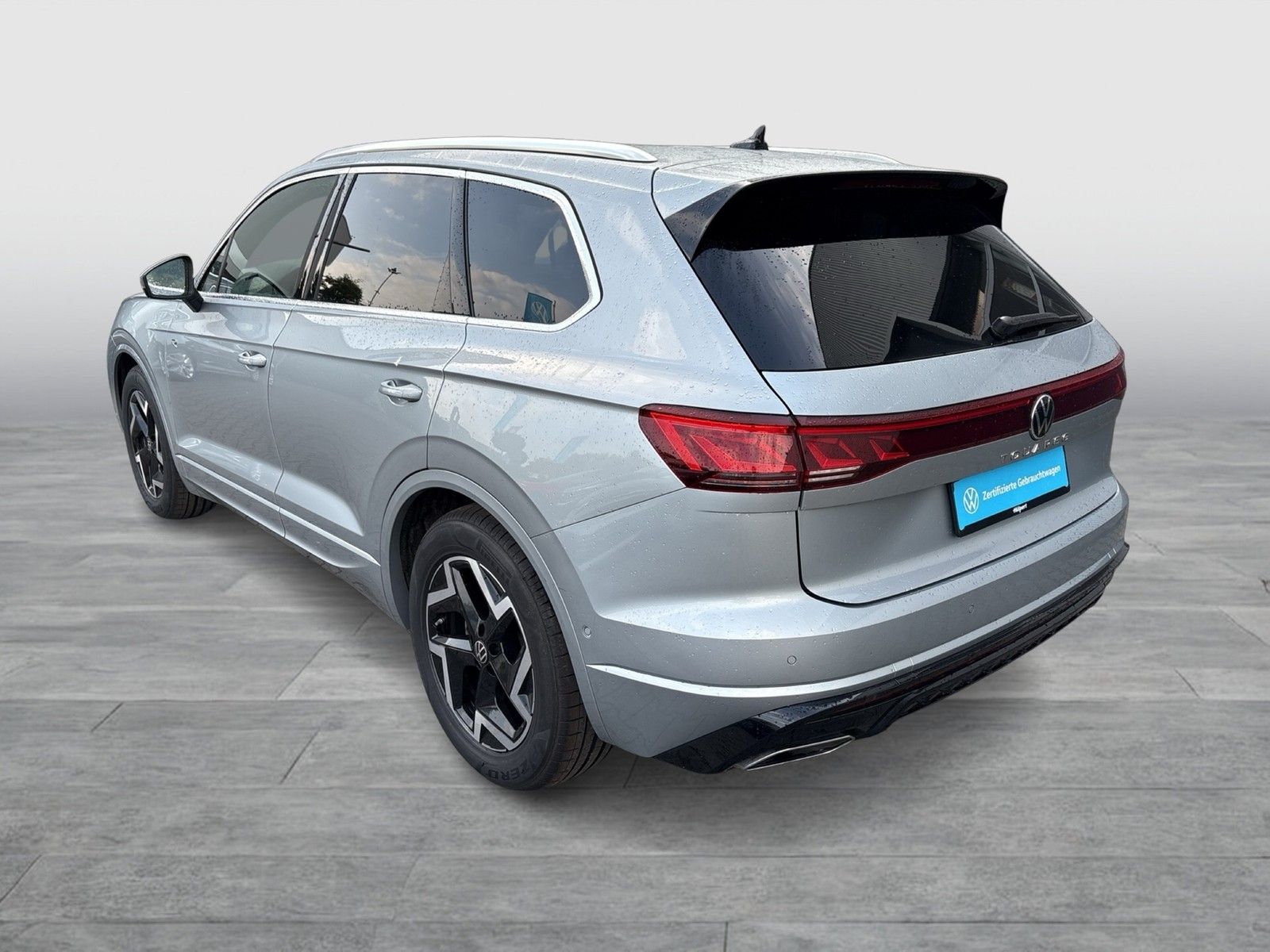 Volkswagen Touareg V6 R-LINE AHK CAM ACC LM19 HD-MATRIX NAV foto 5