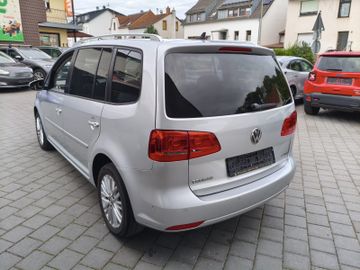 Volkswagen Touran - 8