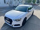 Audi A3 1.5 TFSI cod sport Sportback sport - Audi A3 mit Benzin-Antrieb: Limousine, 1.5