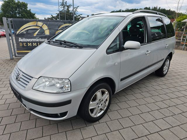 Volkswagen Sharan 1.8T tiptronic / 7 Sitzer/ TÜV Neu