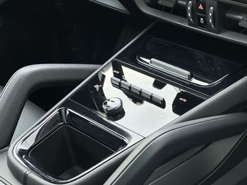 Porsche Cayenne - 11