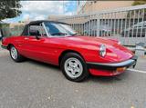 Alfa Romeo Spider Cabrio - gebrauchte Alfa Romeo Spider aus dem Jahr 1988