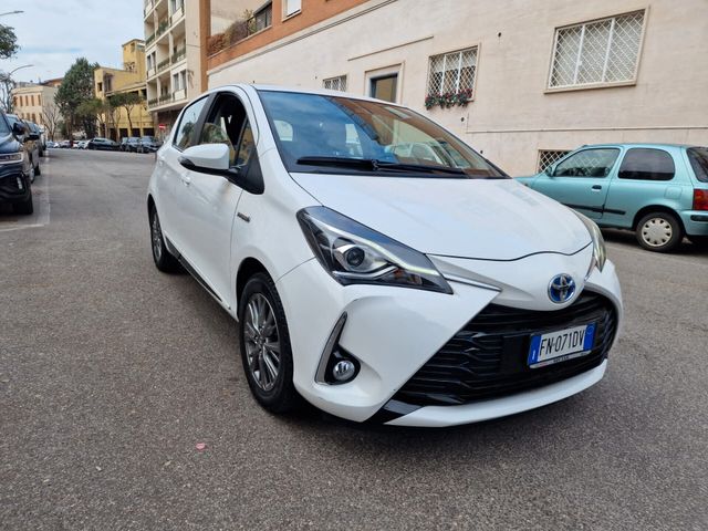 Toyota Yaris 1.5 Hybrid 5 porte 32.000 KM ADATTA