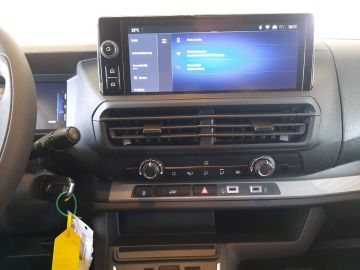 Bild 15 Opel Vivaro Electric 75 kWh LED Spurhalteass. Rückfah