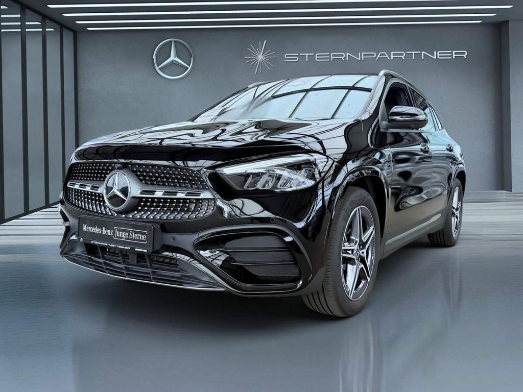 Mercedes-Benz GLA 200 AMG, Pano-D, DISTR., 360°, HANDS-FREE