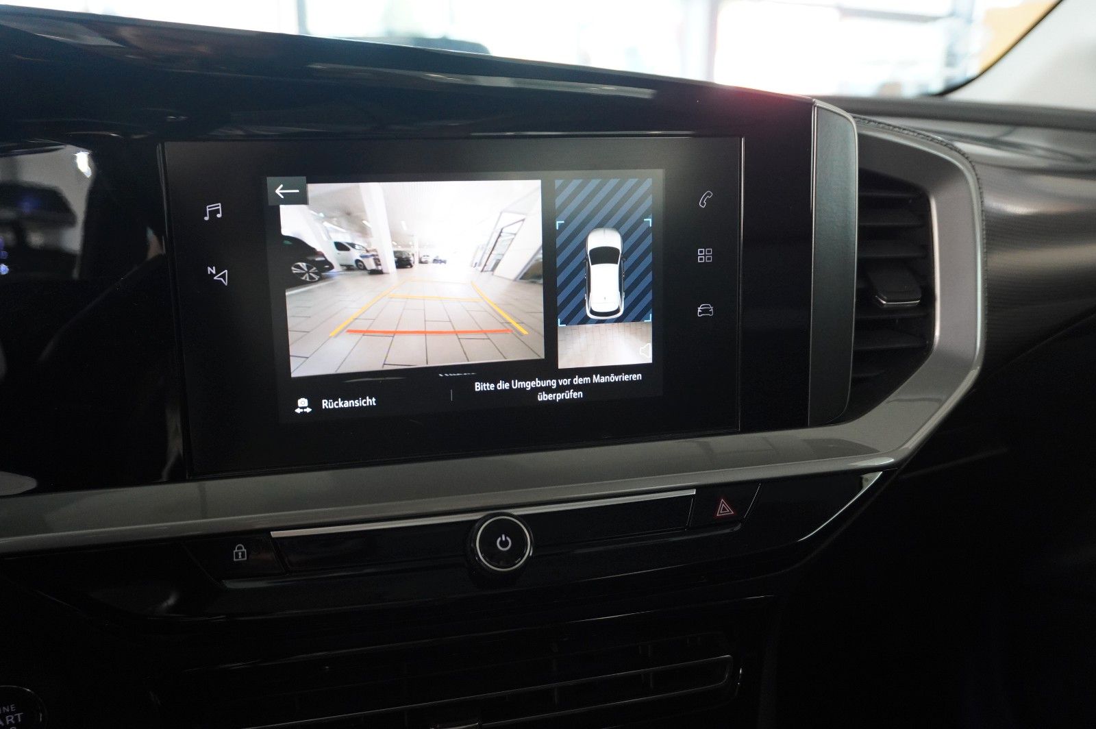 Fahrzeugabbildung Opel Mokka-e ELEGANCE 3-PHASIG NAVI/LED/KAMERA/DAB+