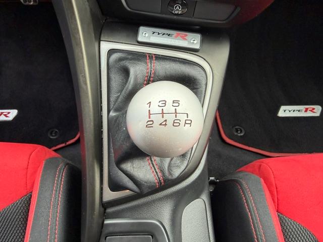 Honda Civic Type R GT 310 ch • 2.0 VTEC Turbo • Boîte manuelle 6 • Baquets • GPS • Caméra