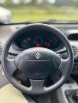 Renault Kangoo 1.9 D  2001 - Renault Kangoo aus 2001 mit Diesel-Antrieb