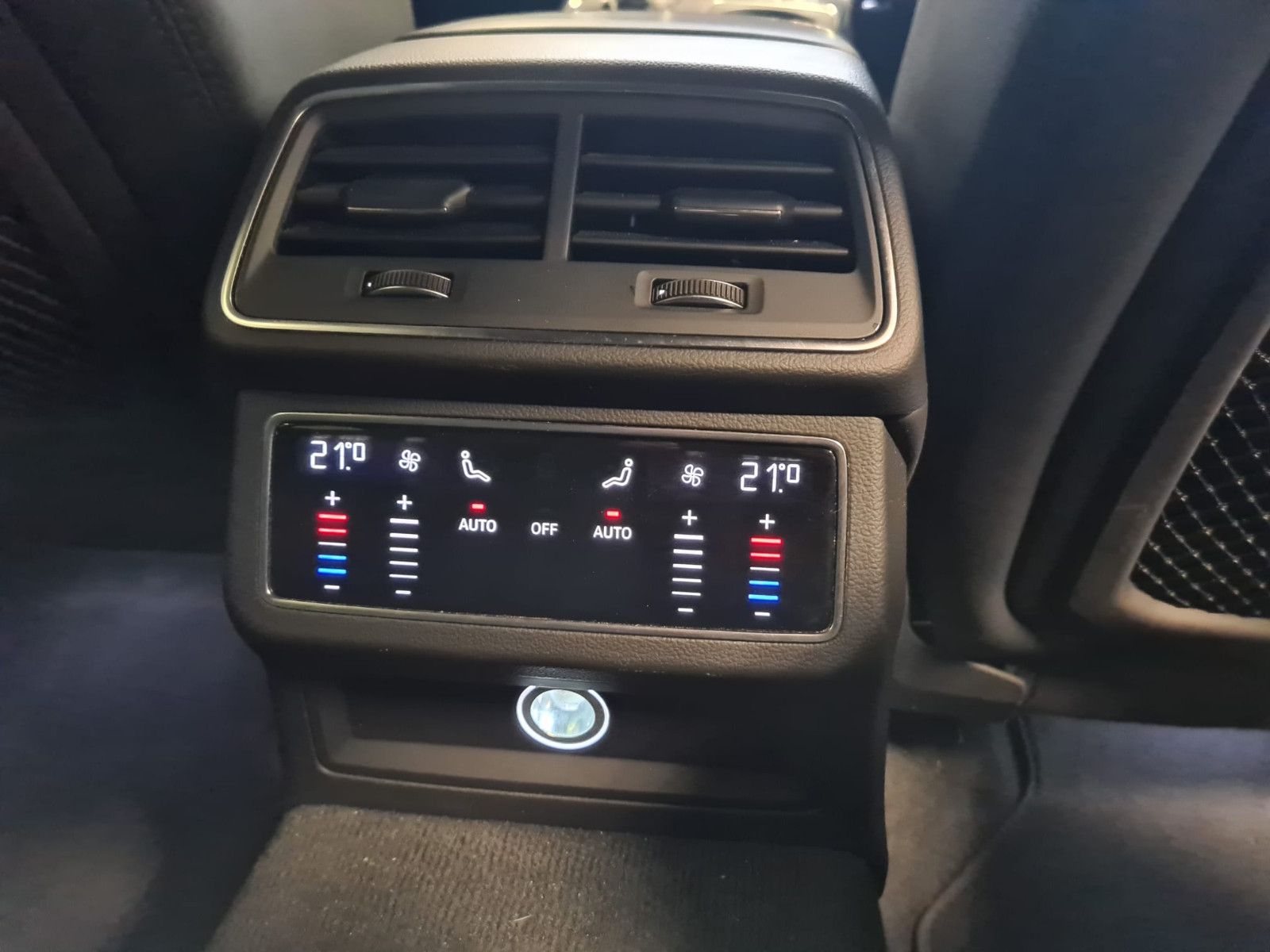 Fahrzeugabbildung Audi A6 Avant 50 TDI quattro sport /LEDER/MATRIX-LED