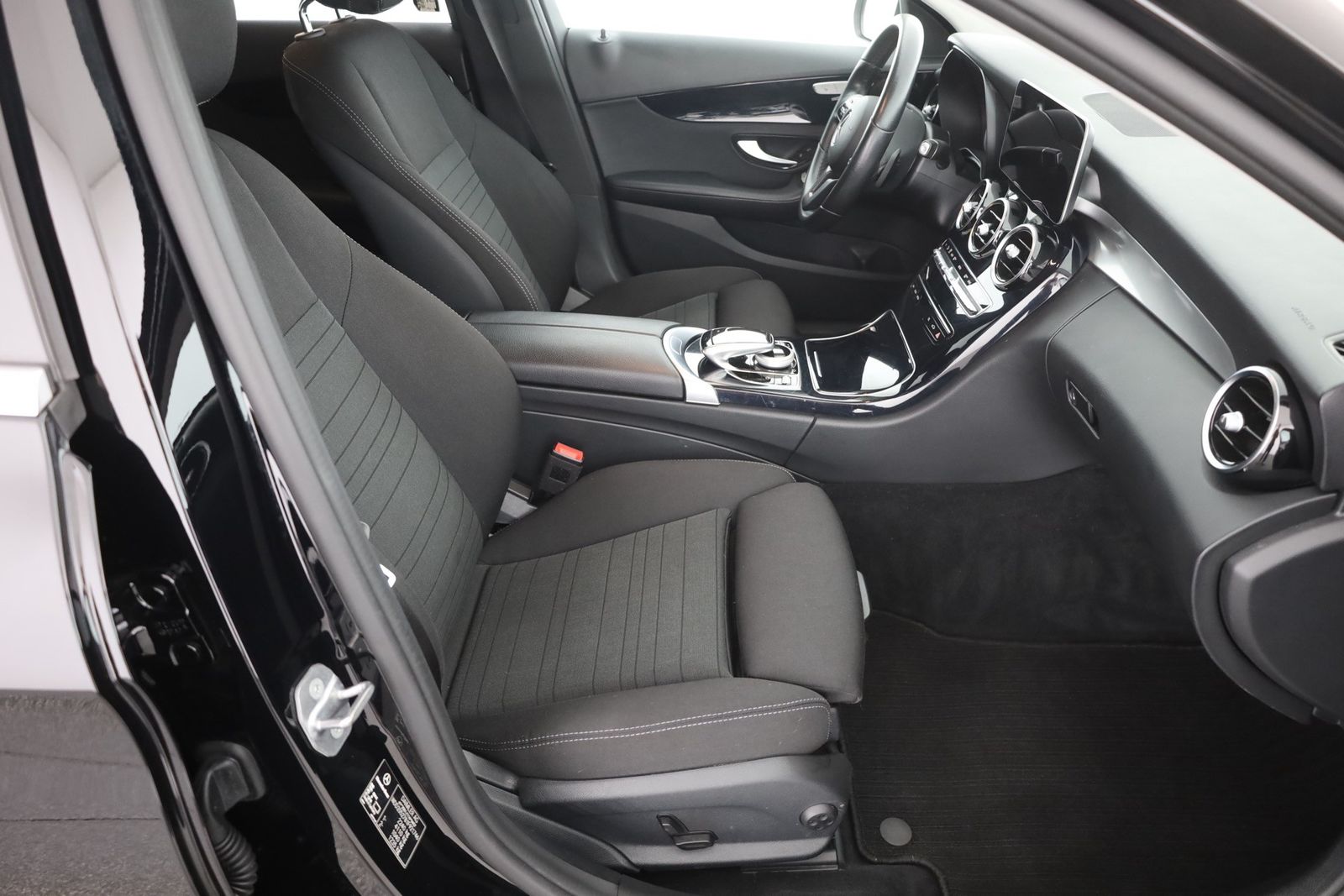 Mercedes-Benz C200 T-Modell 4Matic Standard LED Navi Kamera foto 23