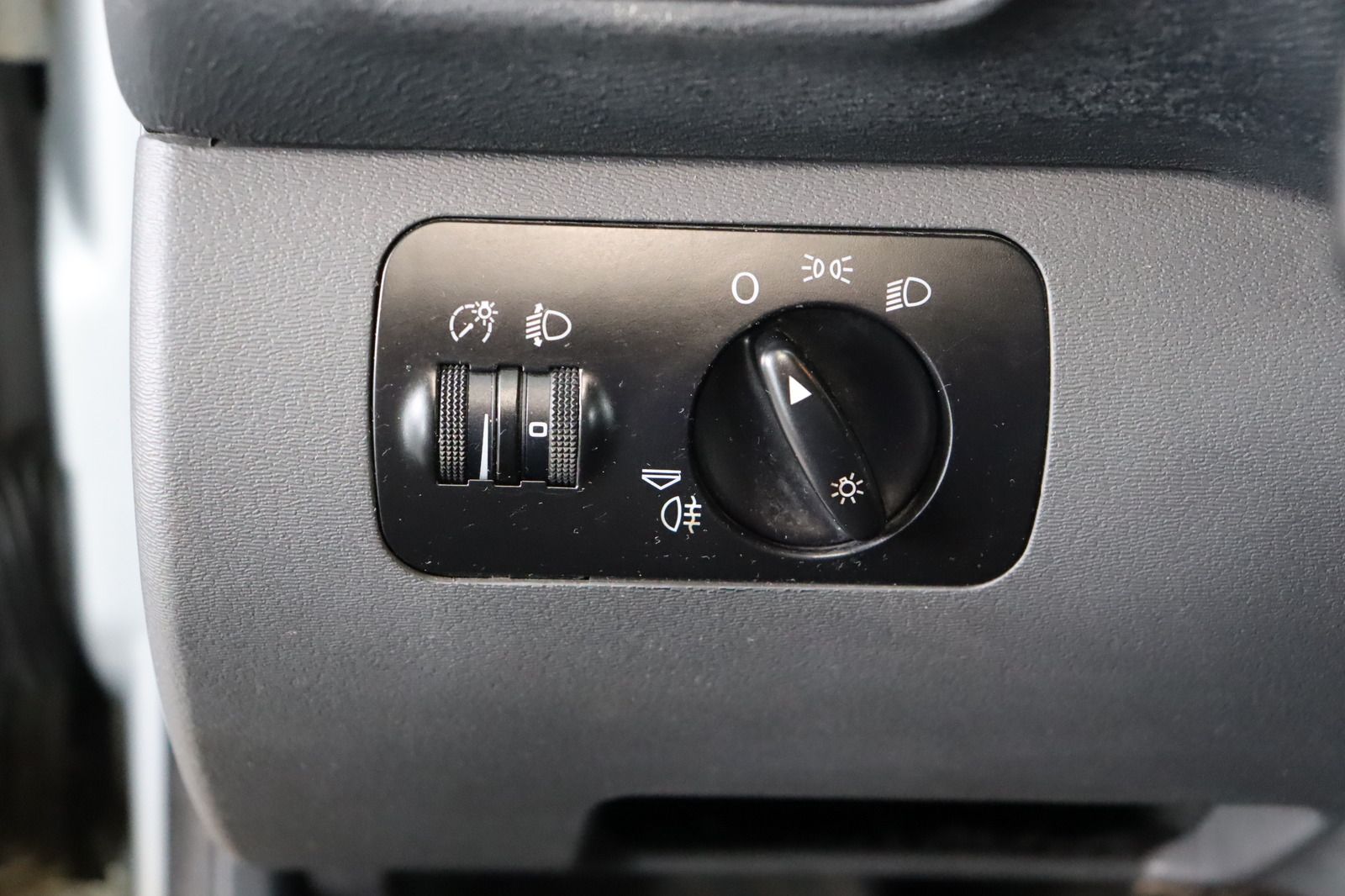 Fahrzeugabbildung Audi A3 1.6 * 1.Hand * HU/AU neu * Klimaaut.