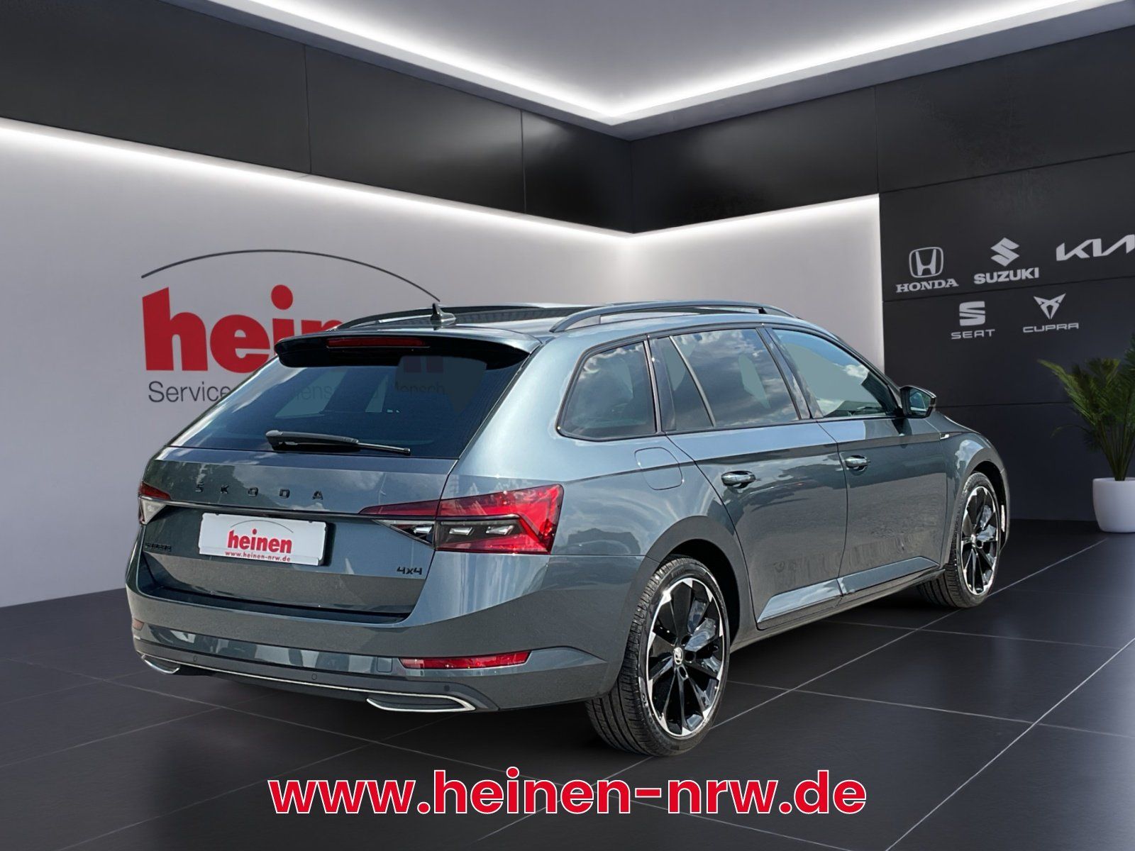 Skoda Superb Combi 2.0 TDI 4x4 Sportline ACC ALCANTARA foto 4