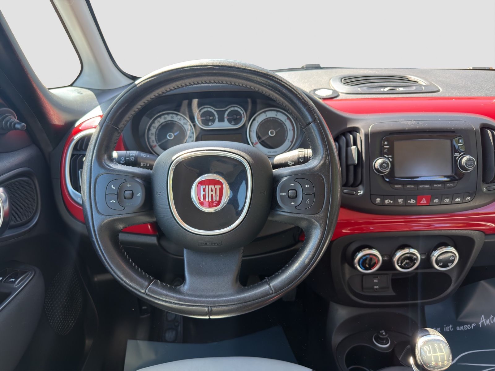 Fahrzeugabbildung Fiat 500L Pop Star/II.Hand/Klima/Tempomat/City-Servo