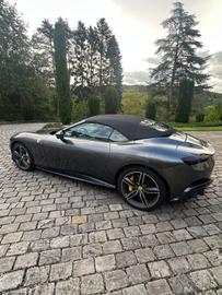 2024 Ferrari ROMA 照片 3