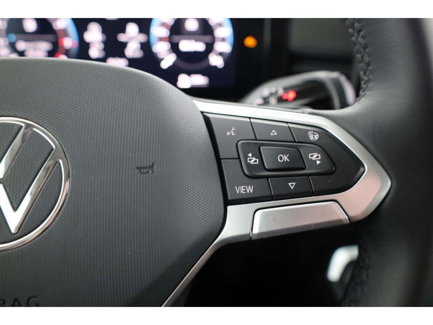 Volkswagen T-Roc 1.5 eTSI Life DSG NAV/LED/RFK/ACC/SH/PDC, миниатюра 15