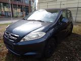 Honda FR-V 2.0 Comfort - Honda FR-V