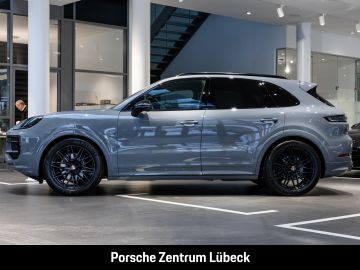 Porsche Cayenne - 2