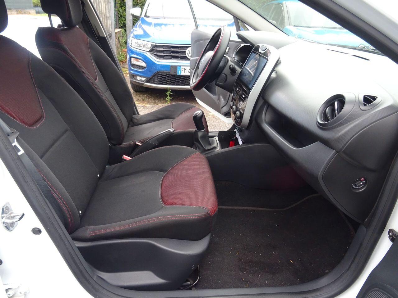 Renault Clio 2014 — photo 12