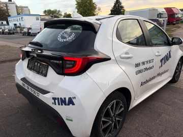 Toyota Yaris - 12
