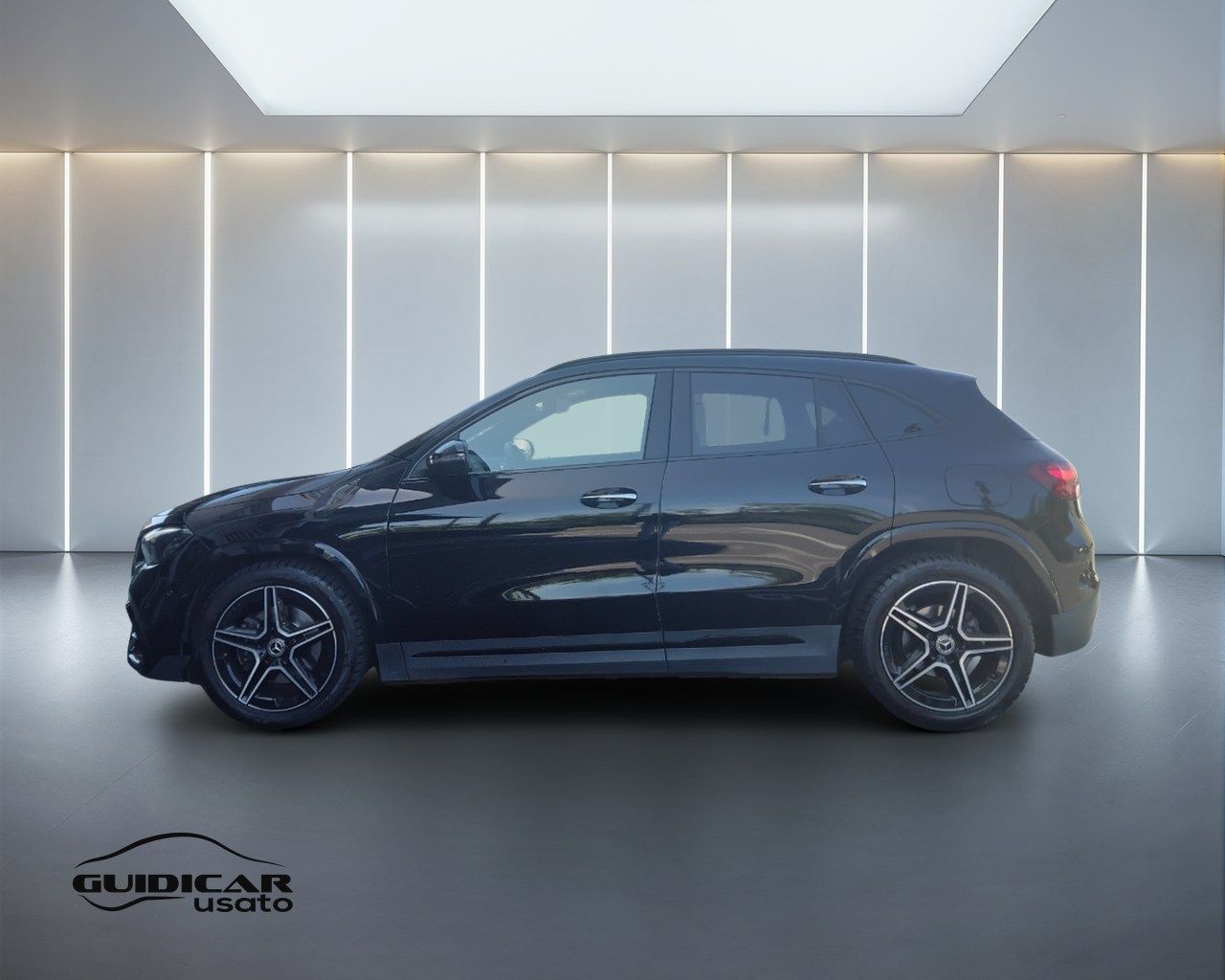 Mercedes-Benz GLA-H247 2023 - GLA 200 d AMG Line imagem 3