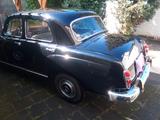 Mercedes-Benz Ponton 180c - Mercedes-Benz 190 mit Benzin-Antrieb