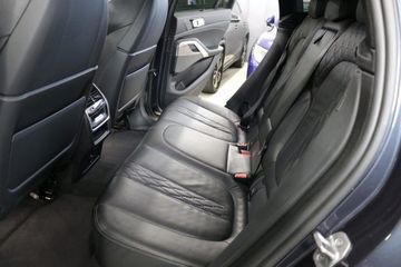 BMW X6 - 11