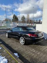 Mercedes-Benz E 250 Autom. - - gebrauchte Cabrios in Wiesbaden