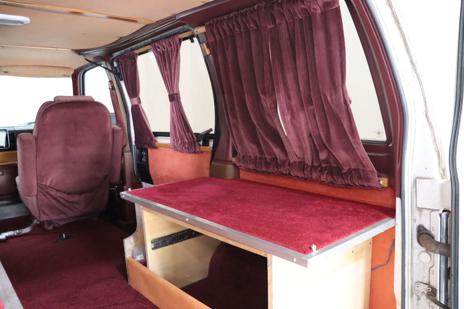 Fahrzeugabbildung Andere Chevrolet Astro Van WOMO * Vorzelt * HU/AU neu