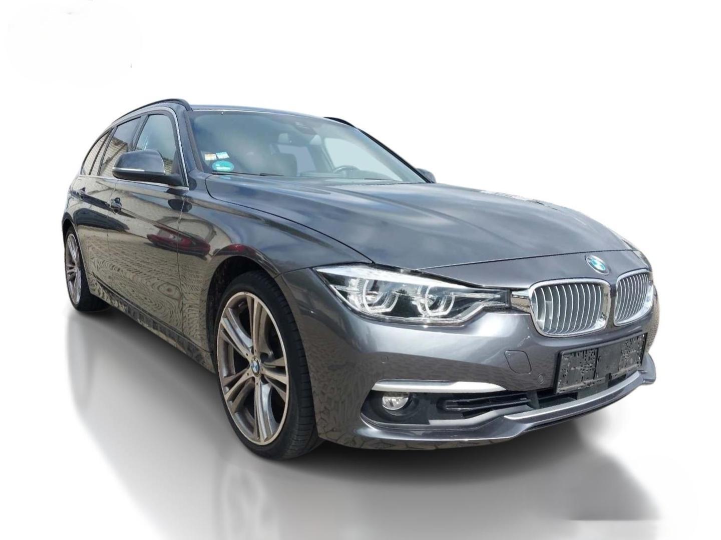 BMW 330 i Touring xDrive Luxury Line Purity Pano AHK