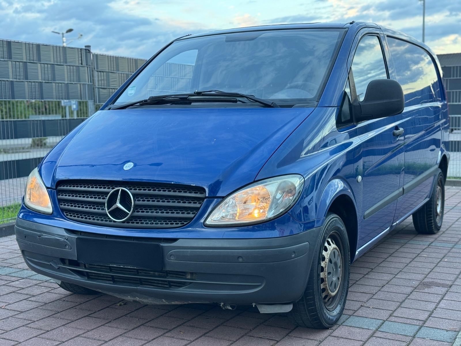 Mercedes-Benz Vito Kasten 111 CDI kompakt PDC/AHK/LEDER/KLIMA
