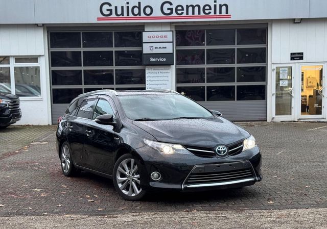 Toyota Auris Touring Sports Hybrid Executive