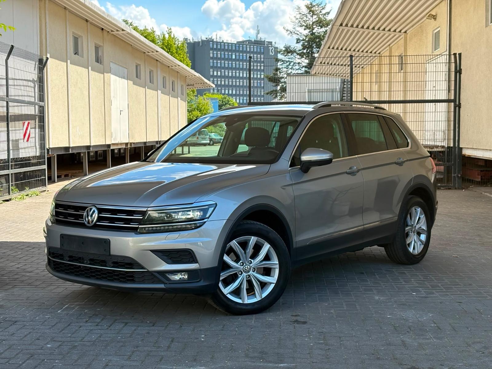 Volkswagen Tiguan Highline 360CAM HUD LED AHK ACC