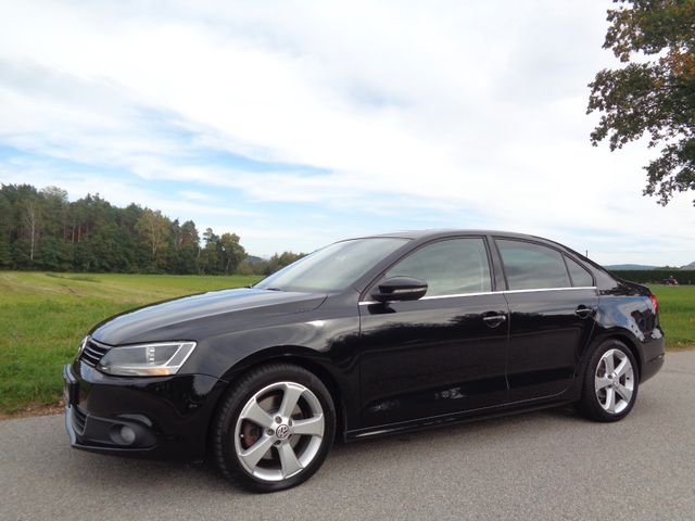 Volkswagen Jetta VI 1.4 TSI HIGHLINE *SPORTPAKET*NAVI*EL.SD