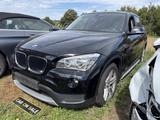 BMW X1 18i AUTOMATIK CARPLAY BI-XEN SZHG LED PDC ALU - gebrauchte BMW X1 aus dem Jahr 2013