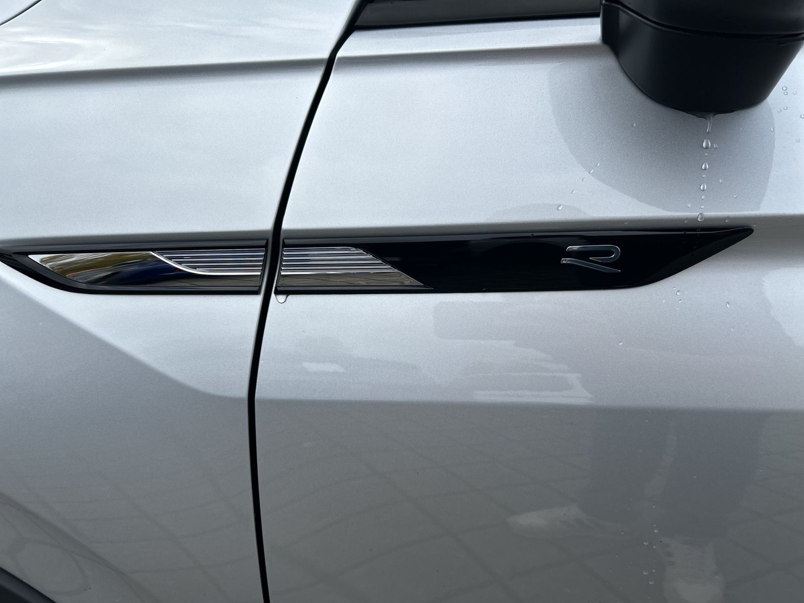 Tiguan R 4Motion, Matrix LED, AHK, Black Style,