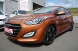 Hyundai i30 blue Classic - gebrauchte Hyundai i30 aus dem Jahr 2015