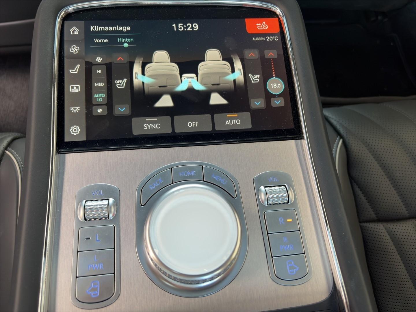 Genesis G90 LUXURY SBW *CAM*LEDER*PANO*CARPLAY*MASSAGE*A