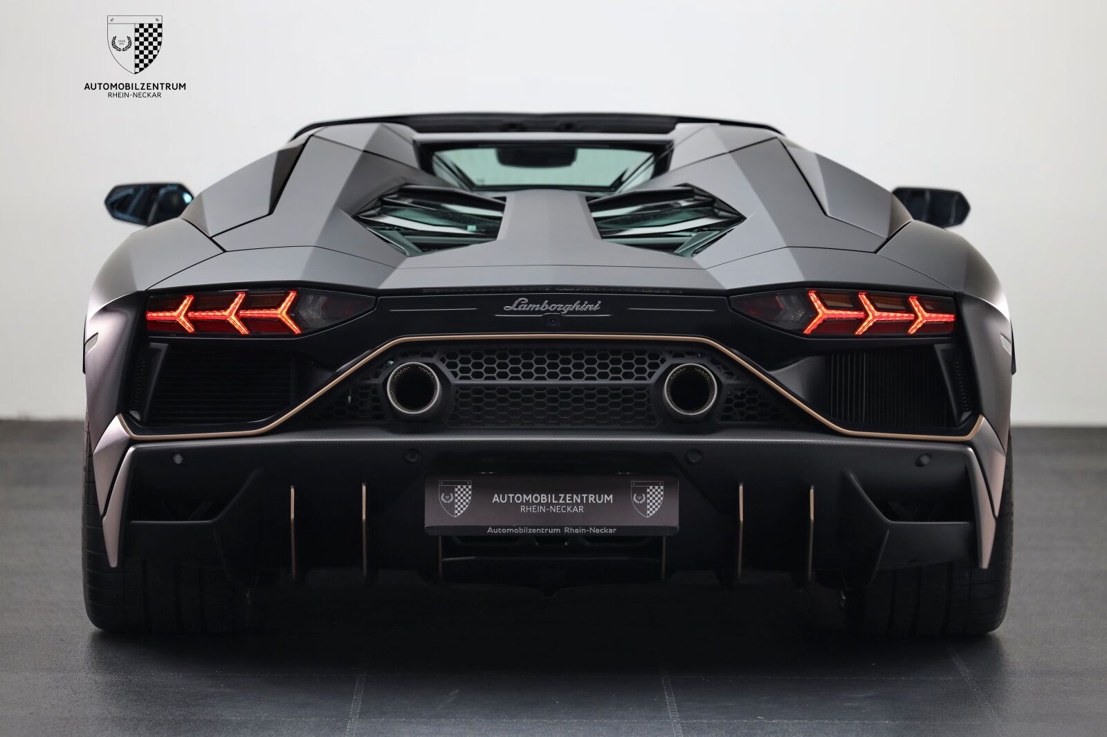 Lamborghini Aventador - Bild 8