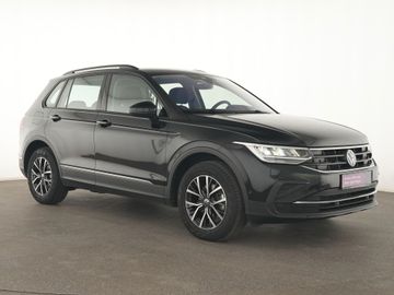 Volkswagen Tiguan - 4
