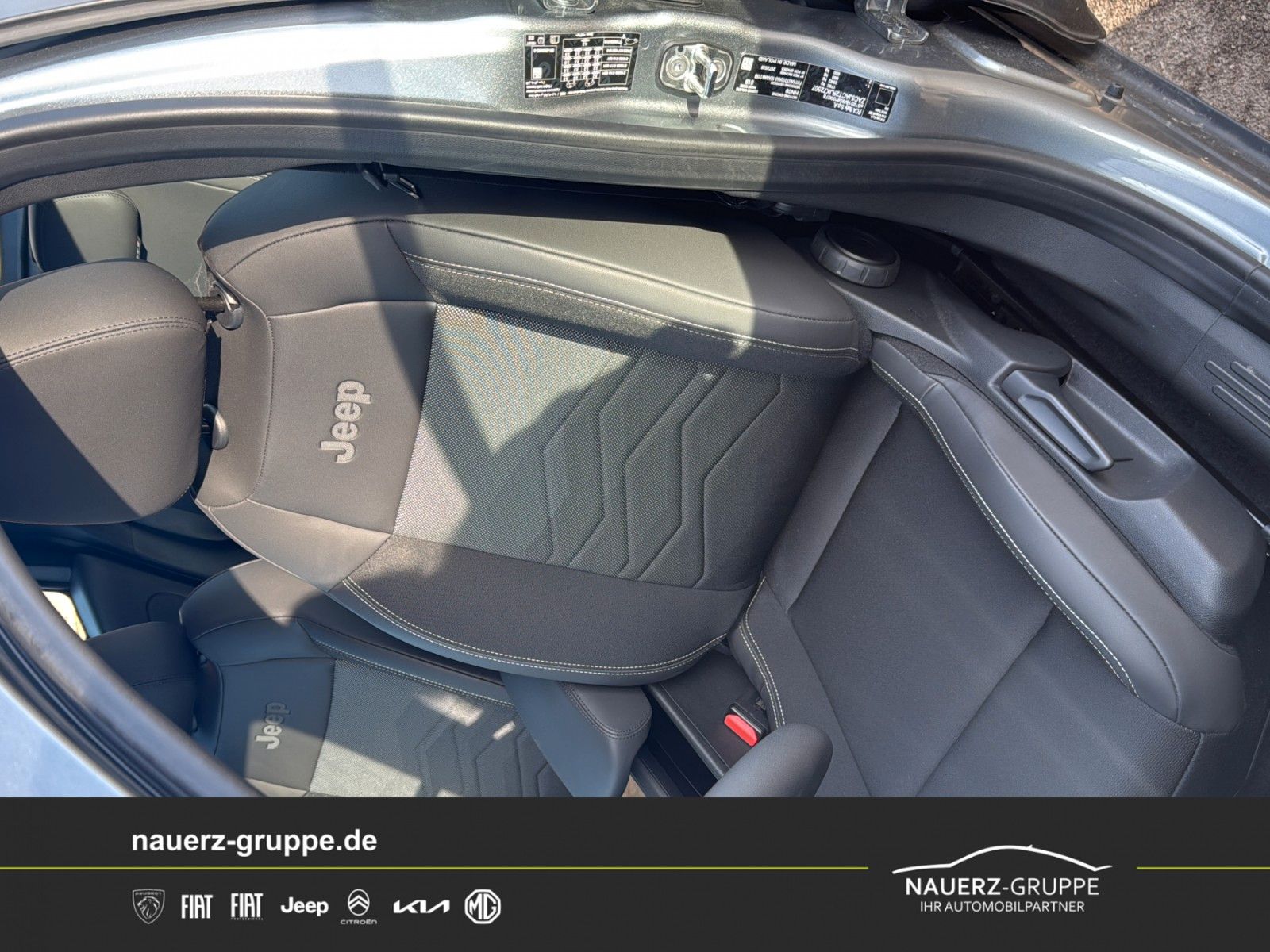 Fahrzeugabbildung Jeep Avenger Altitude Mild-Hybrid