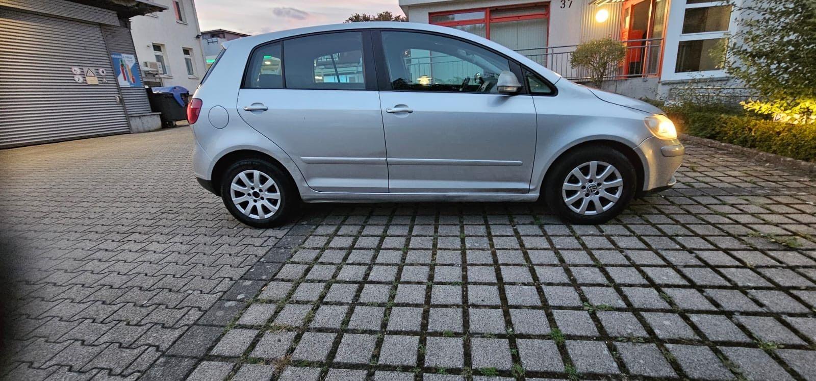Volkswagen Golf Plus 2005 — interior